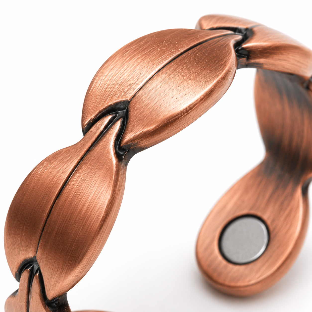 Aurora Ember | טבעת נחושת מגנטית
