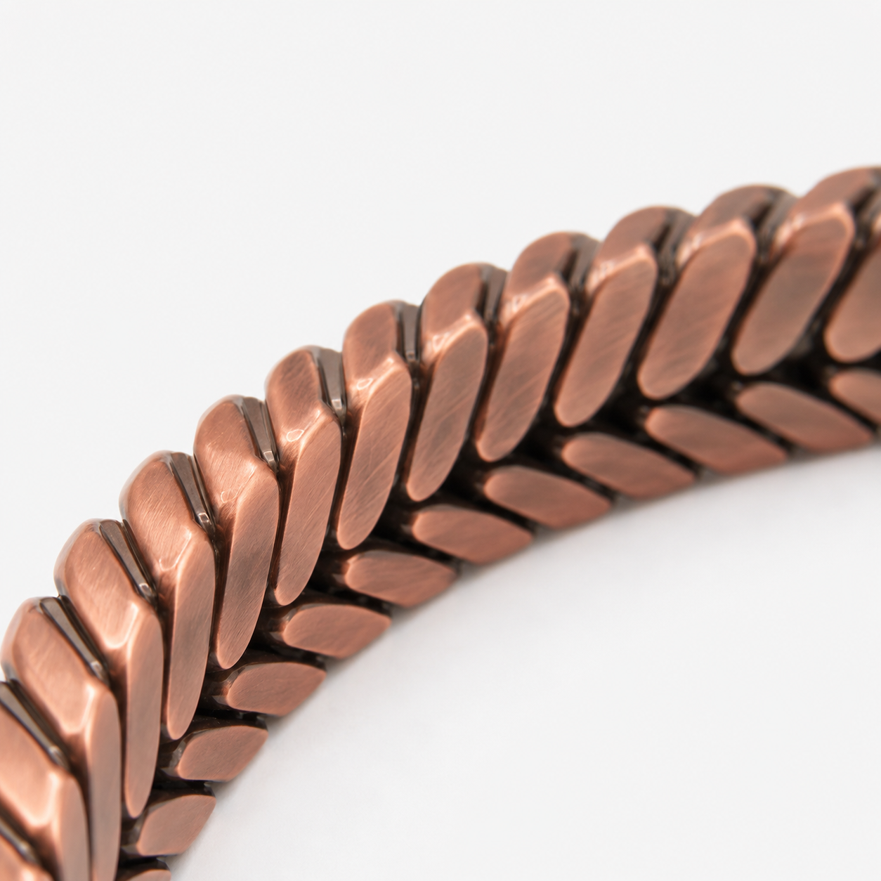 Aurora Vela Bracelet | צמיד נחושת מגנטי