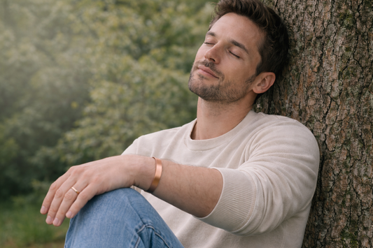 צמיד נחושת מגנטי - מיתוס או מציאות? מבט מאוזן על תכשיטי נחושת והשפעתם על הגוף