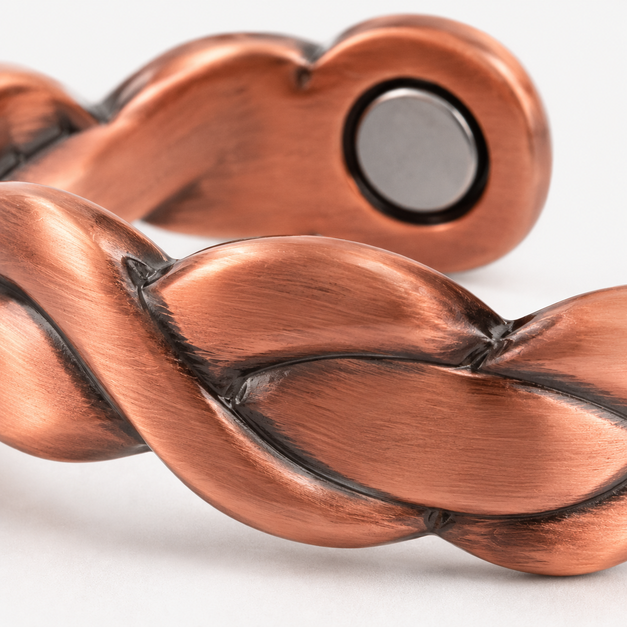 Aurora Weave Ring | טבעת נחושת מגנטית