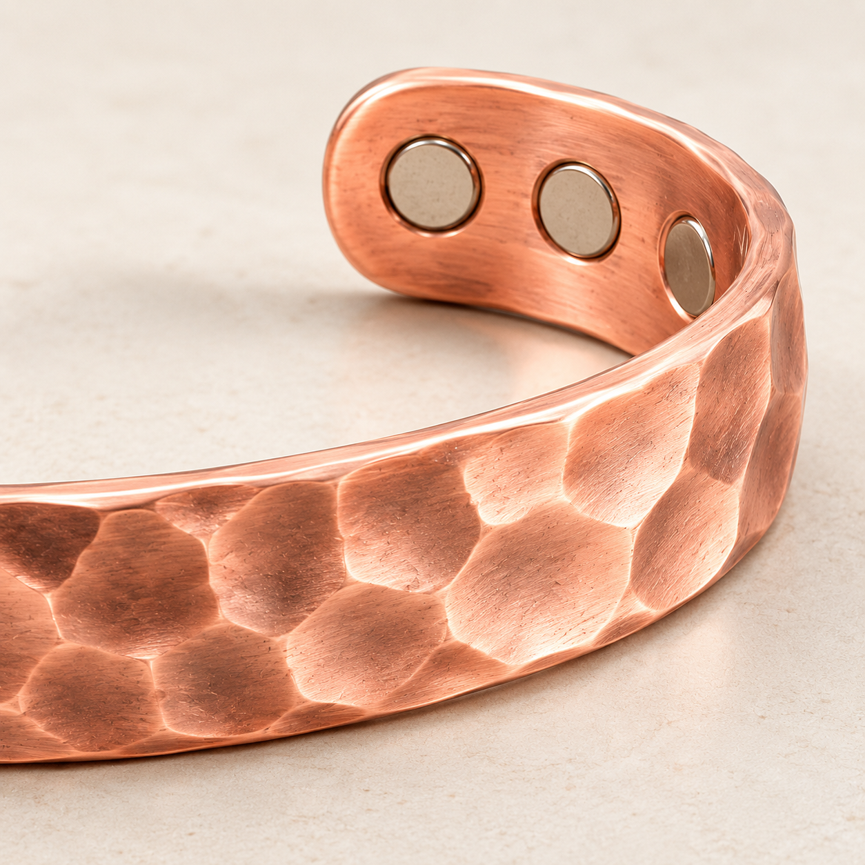 Aurora Dune Bracelet | צמיד נחושת מגנטי