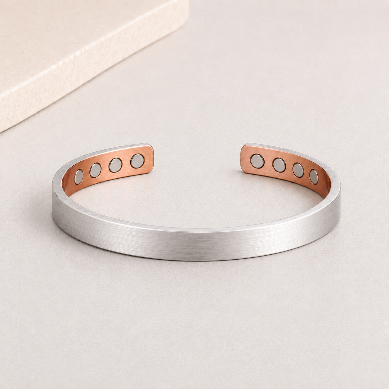 Aurora Silver Bracelet | צמיד נחושת מגנטי