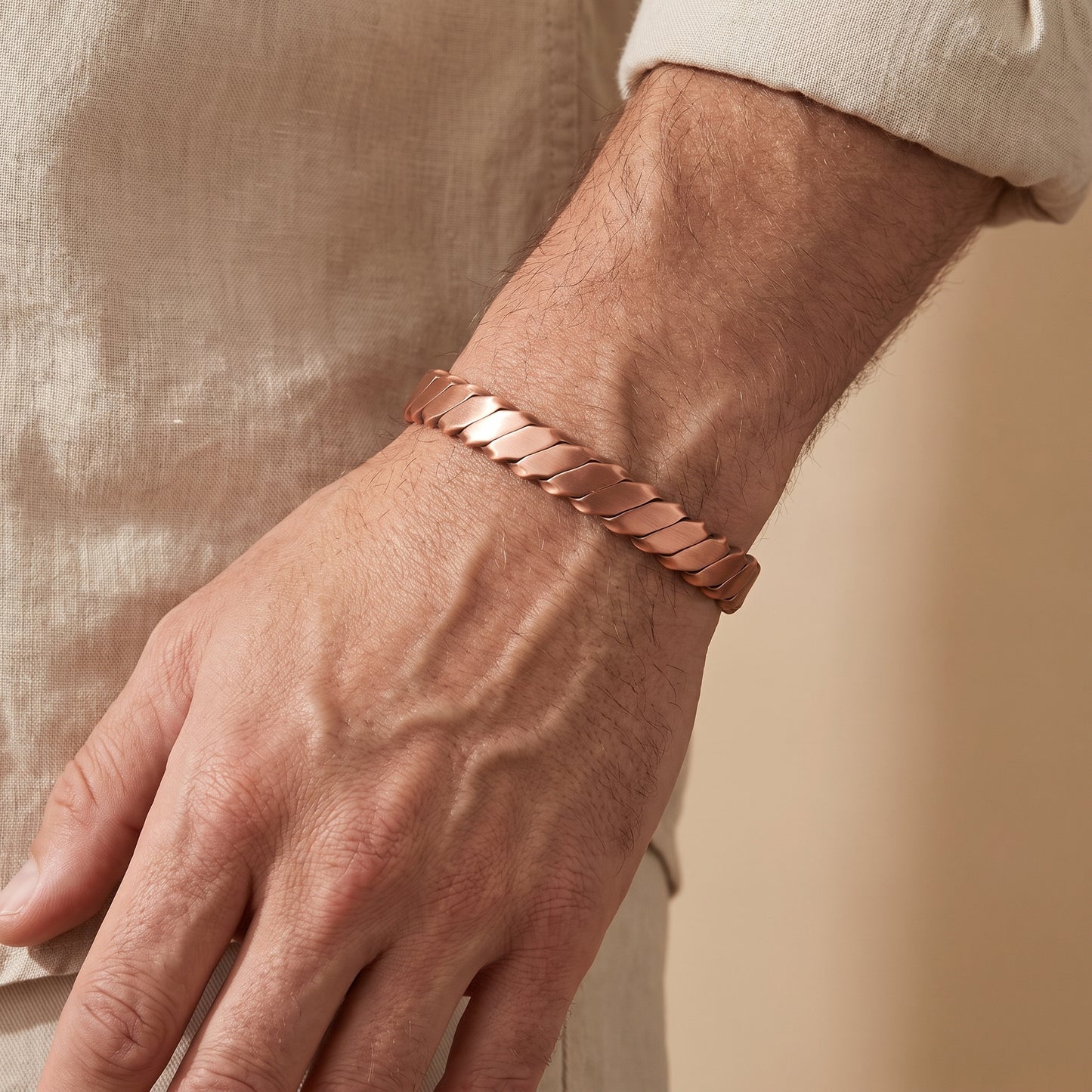 Aurora Wisp Bracelet | צמיד נחושת מגנטי