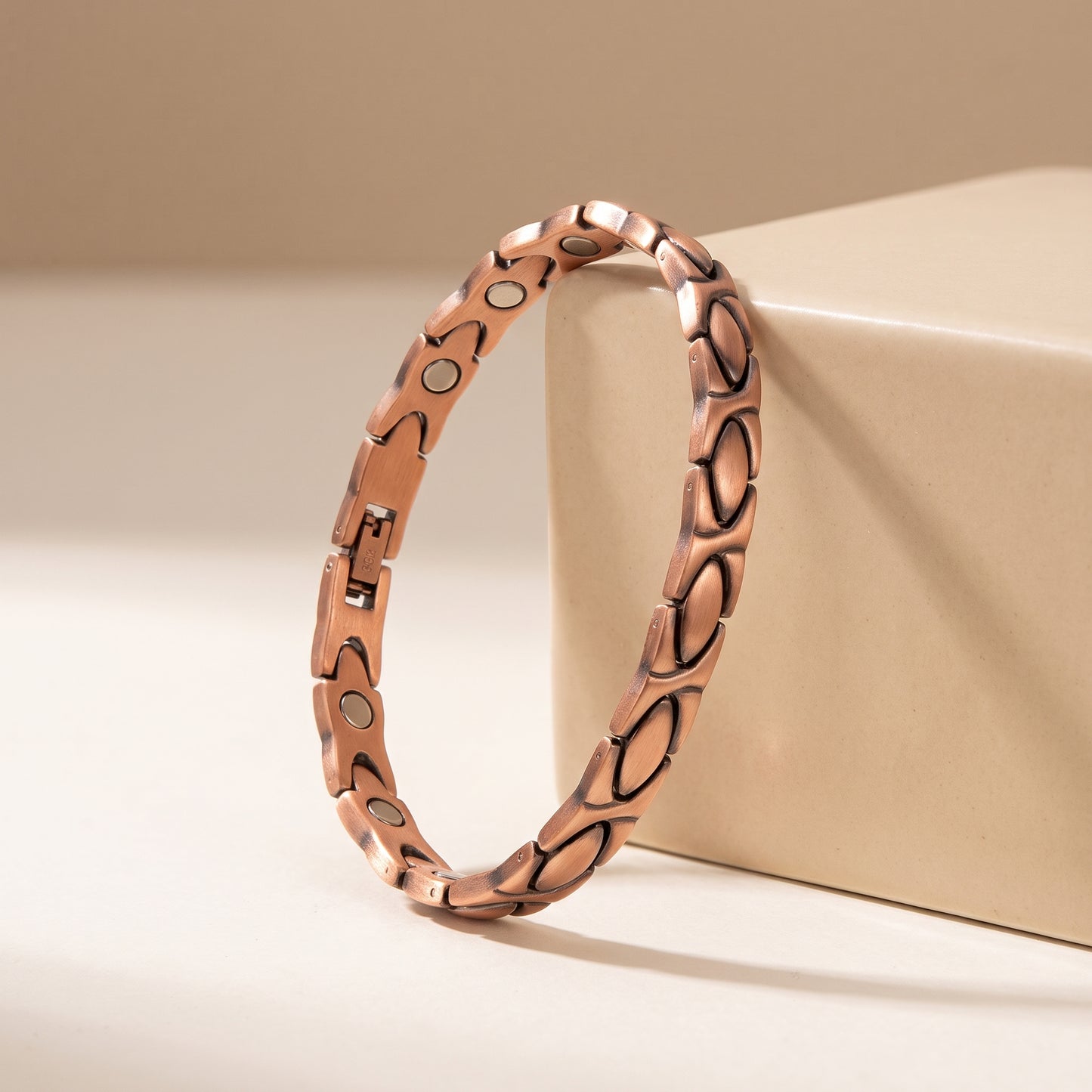 Aurora Grace Bracelet | צמיד נחושת מגנטי